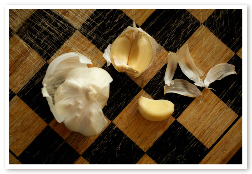 1pc Garlic Press, 3 in 1 Garlic Mince and Garlic Slice with Garlic